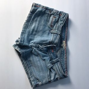 Short blue Jean shorts